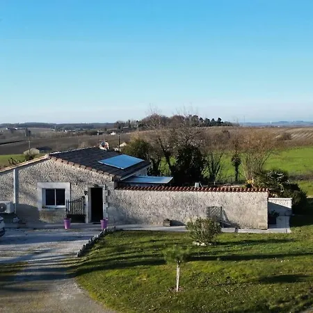 Chez Laure - Authentique Maison En Pierre De 160 M2 Au Calme Holiday home Reignac (Charente)