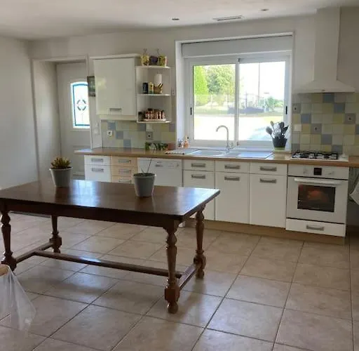 Chez Laure - Authentique Maison En Pierre De 160 M2 Au Calme *