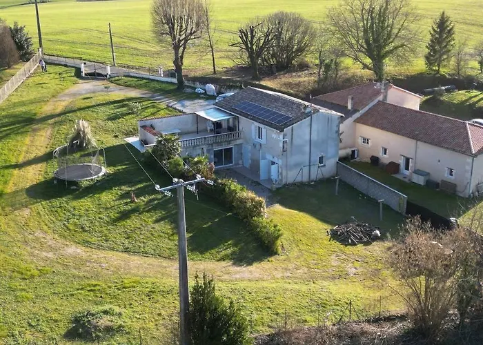 Chez Laure - Authentique Maison En Pierre De 160 M2 Au Calme